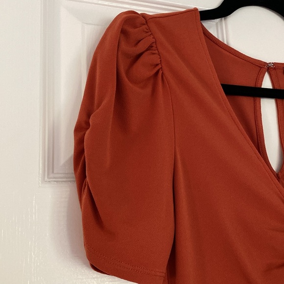 Express Top - Picture 2 of 4